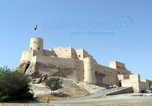 Oman, foto del forte di Nakhal.